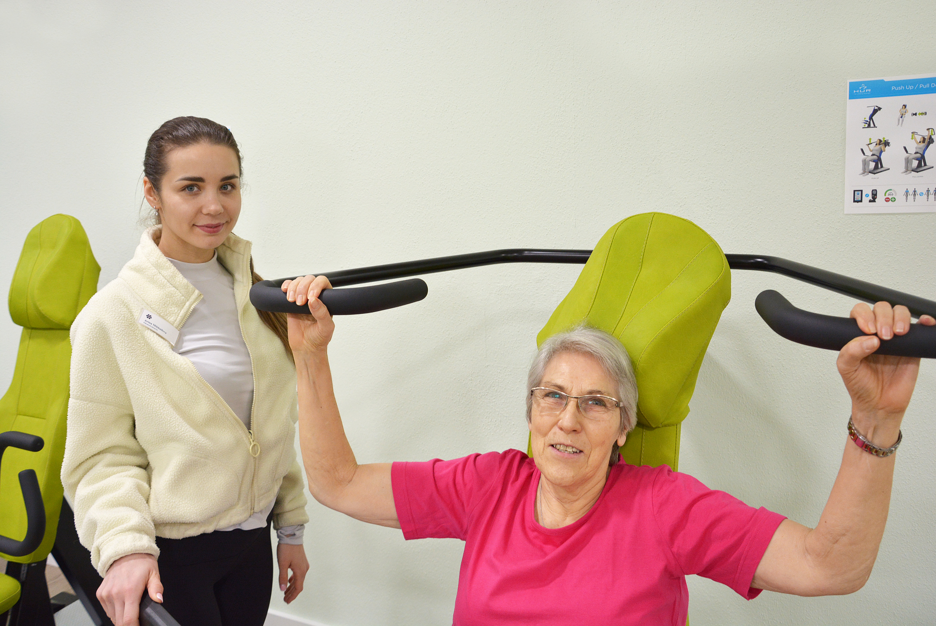 Fitnesstraining im KWA Kurstift Bad Dürrheim - Foto: KWA / Carina Steiner